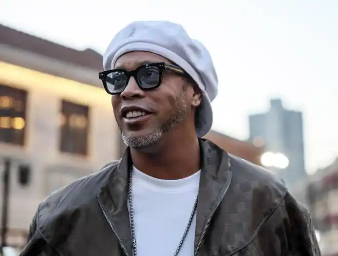 他不仅能够 他不仅能够